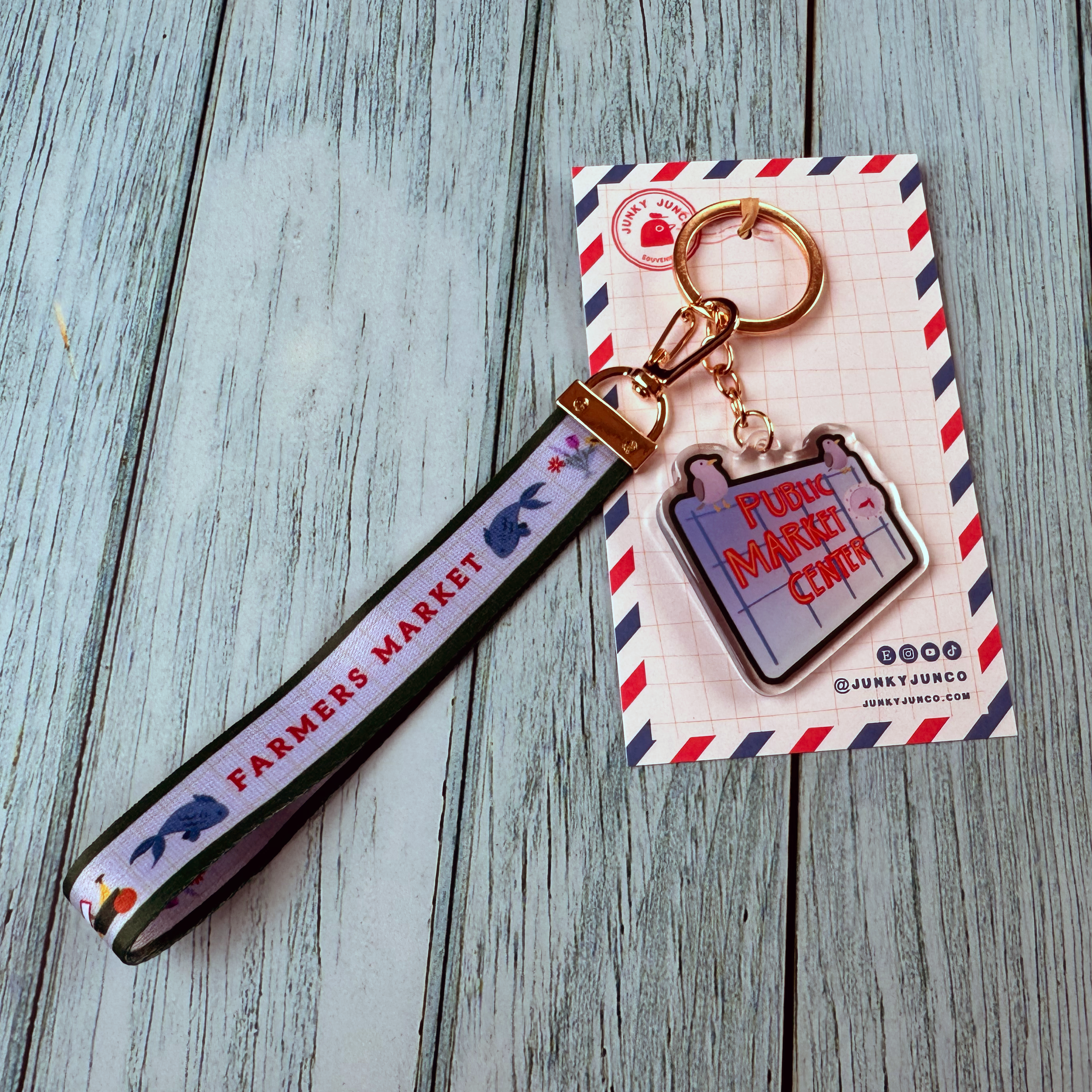 Pike Place Wristlet Keychain